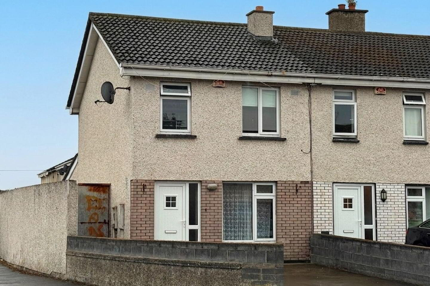 44 & 44A Shancastle Crescent 3 of 21