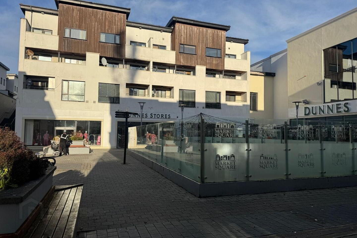 Unit 10.2, Market Square 3 of 4