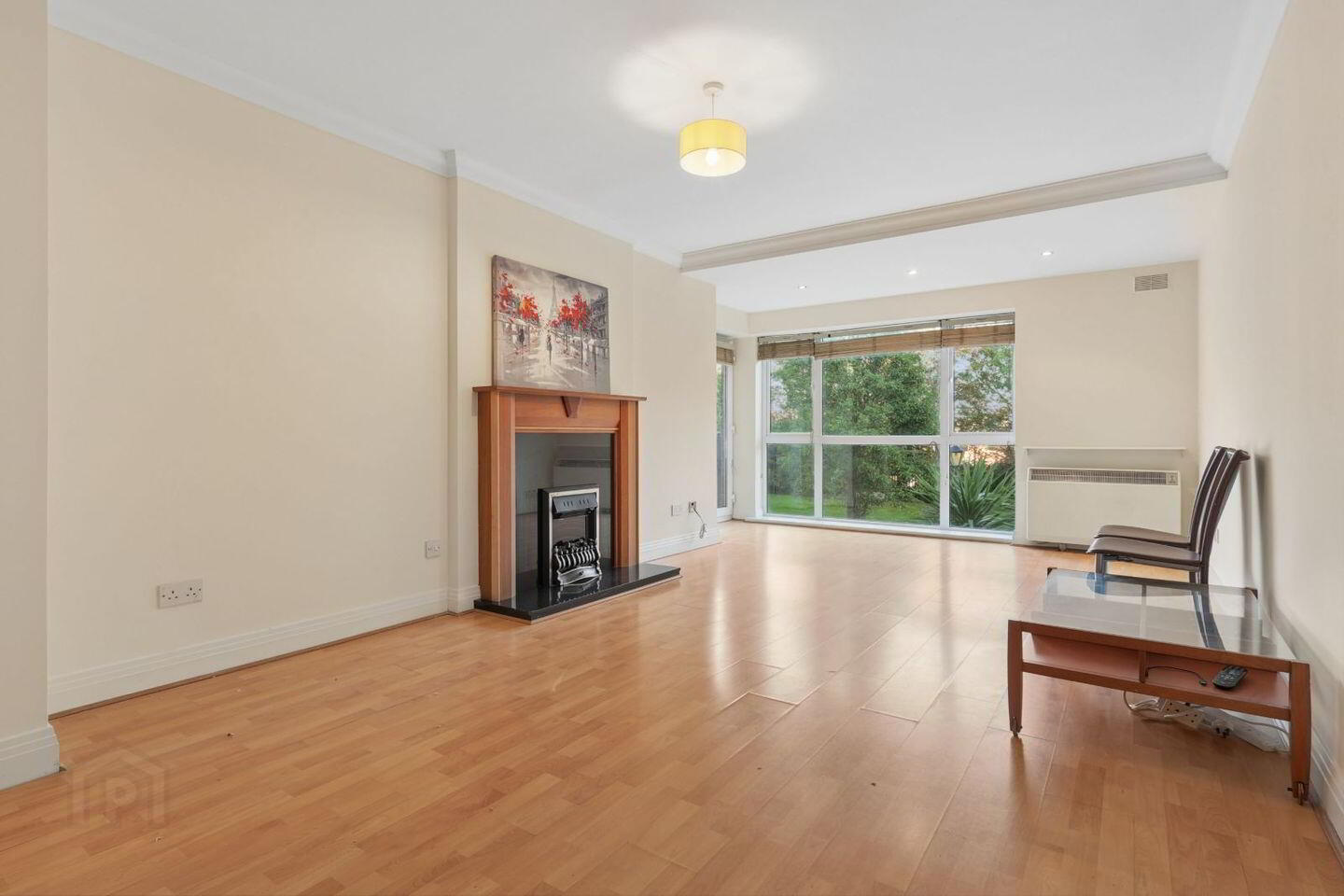 Apartment 128 Gracepark Manor 3 of 22
