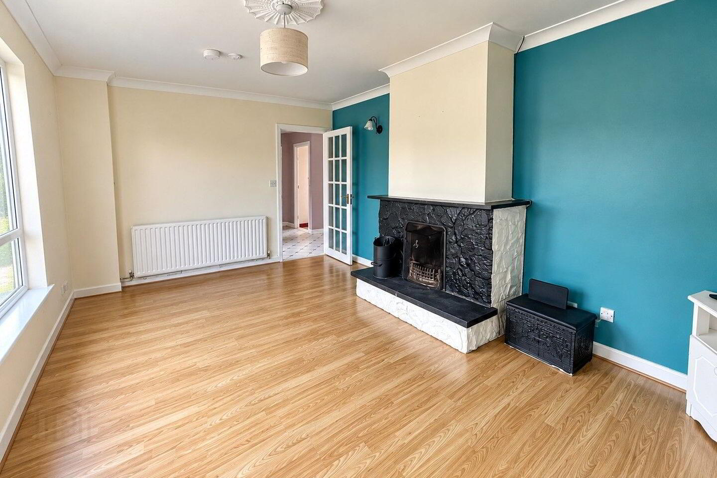 Spanbrook House, 7 Oakmill Drive 3 of 17