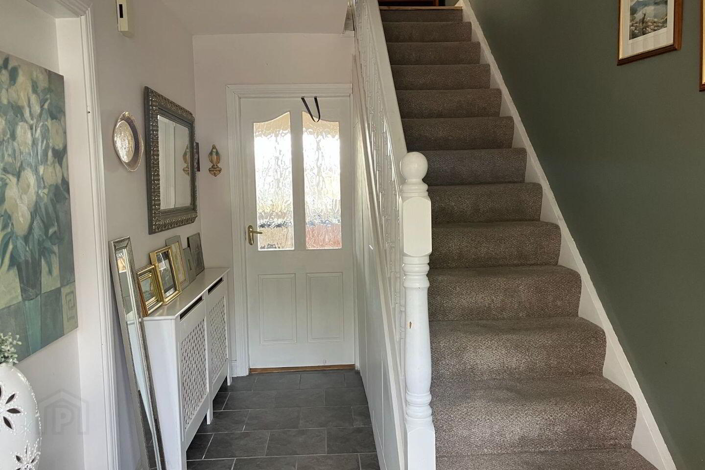 21 Highfield Crescent 2 of 41