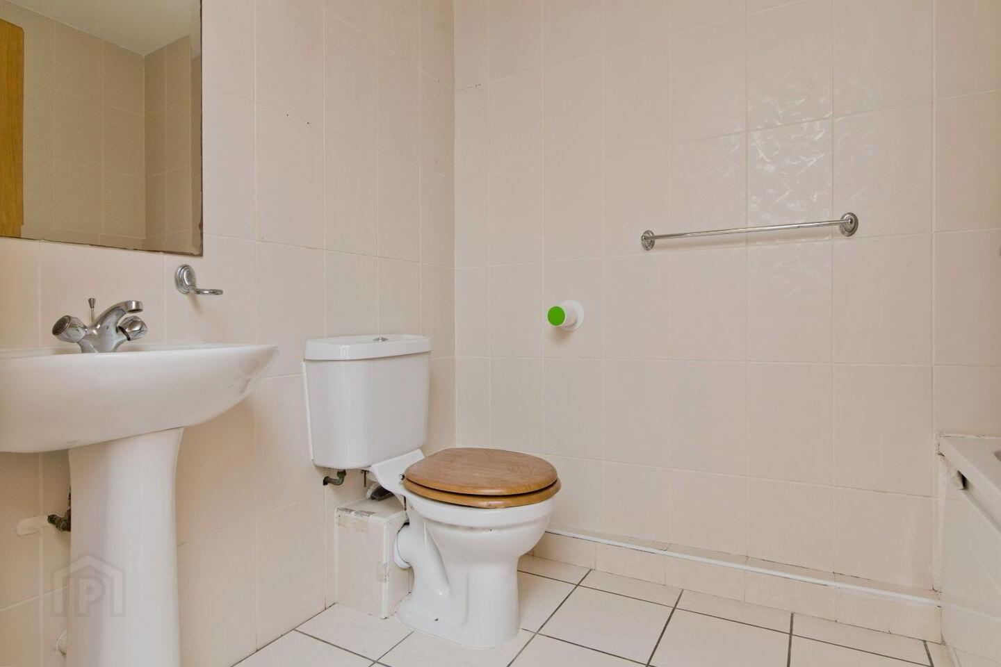 Apartment 25 Cameron Court 7 of 8