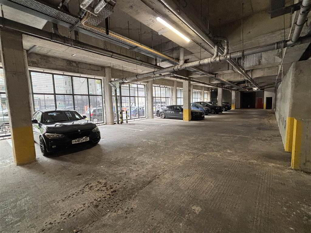 Apartment 48 City Gate 2 Sussex Place 9 of 9