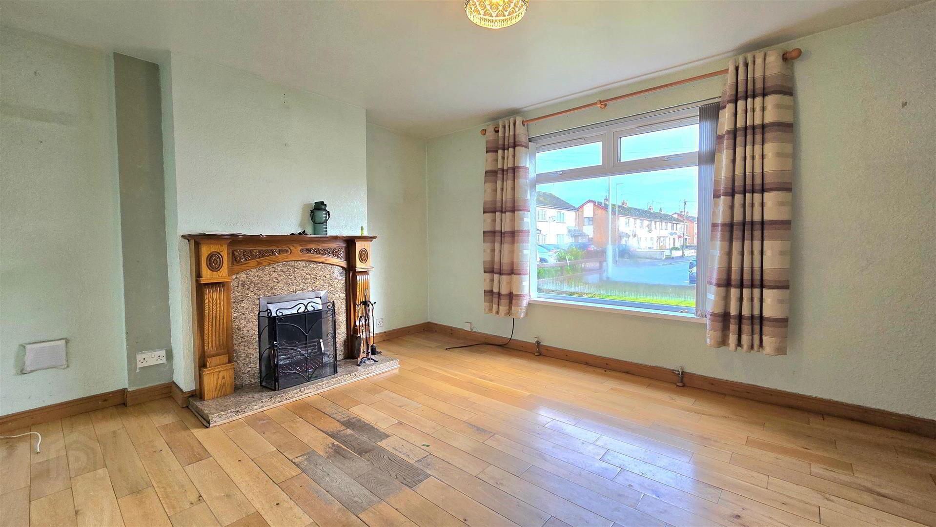 27 Condiere Avenue 3 of 14
