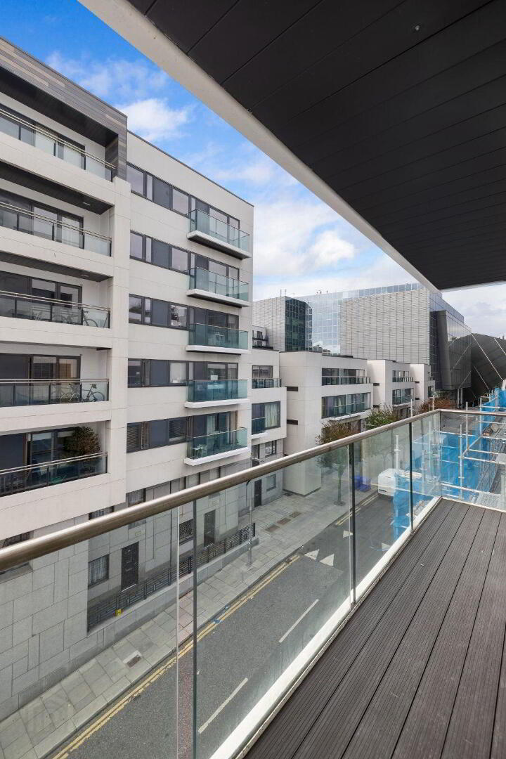 11 Gallery Quay, Block, 5 Grand Canal Dock 13 of 14