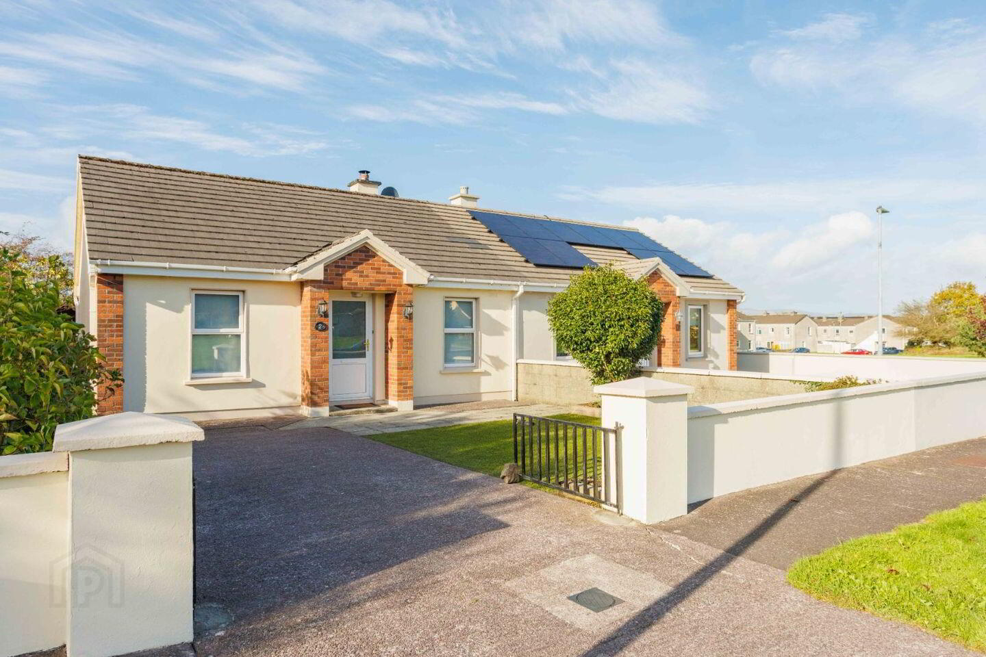 2 Clover Hill Close 13 of 13