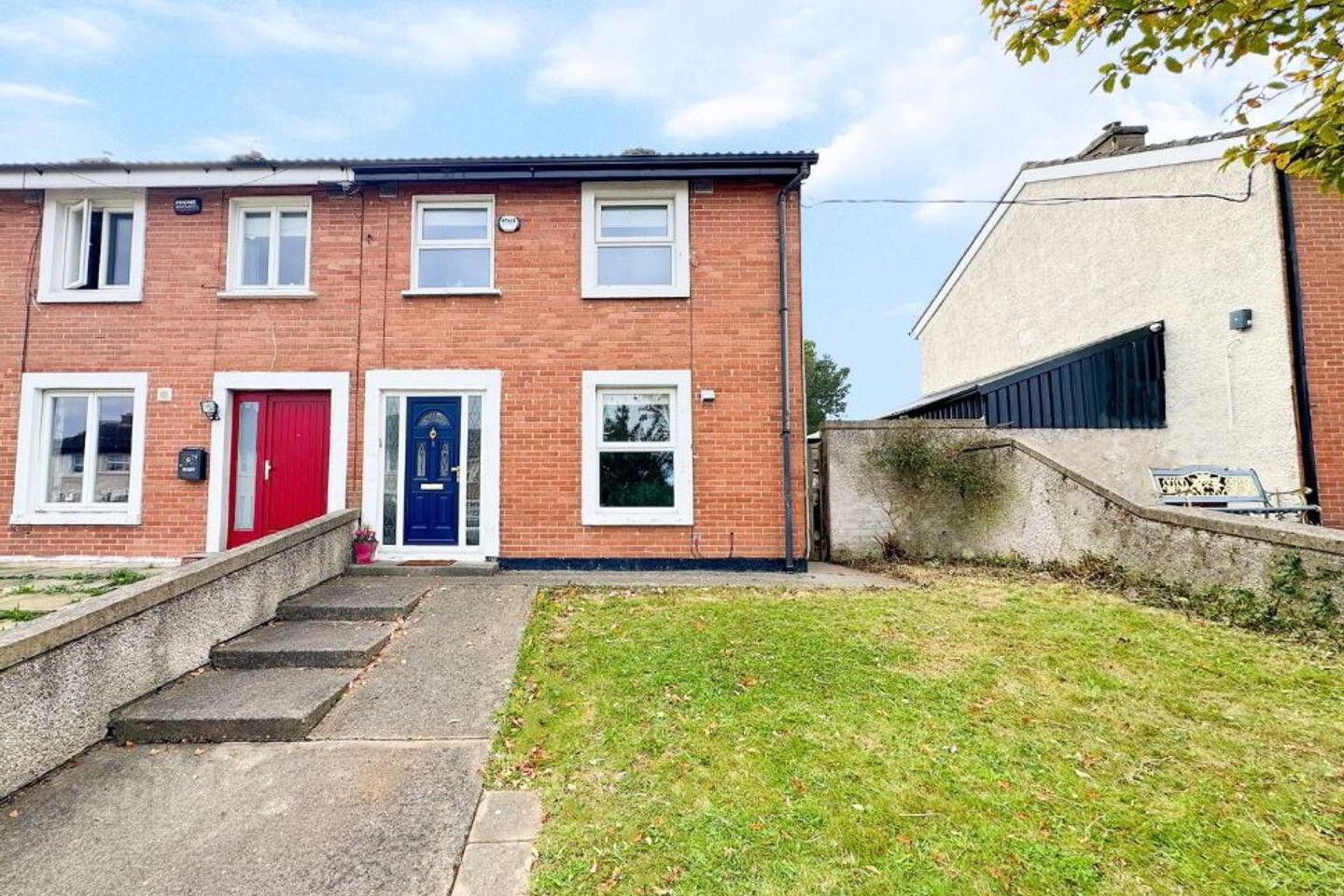 80 Lambay Close 1 of 26