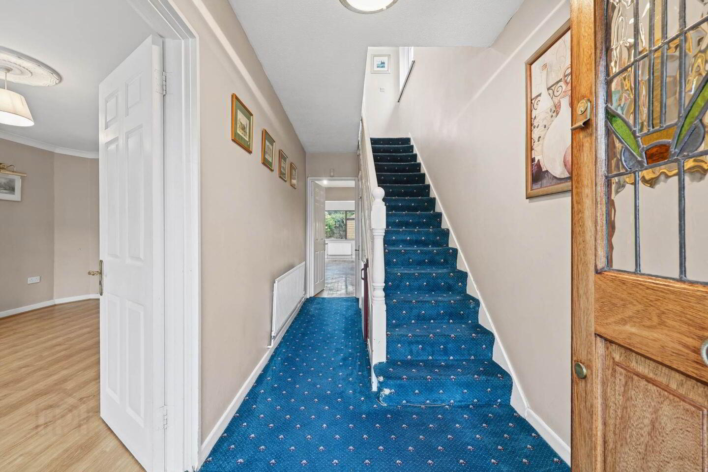 10 Carlton Court 2 of 13
