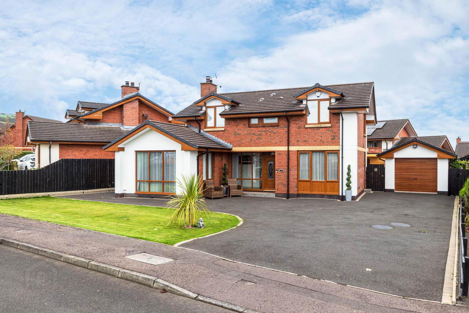 3 Briar Crescent 1 of 51
