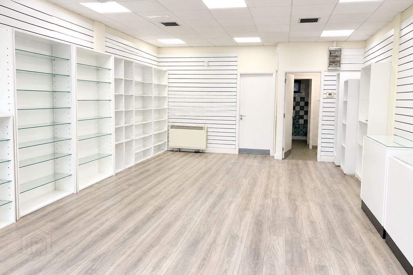Unit 2, 86 Clanbrassil Street 3 of 5