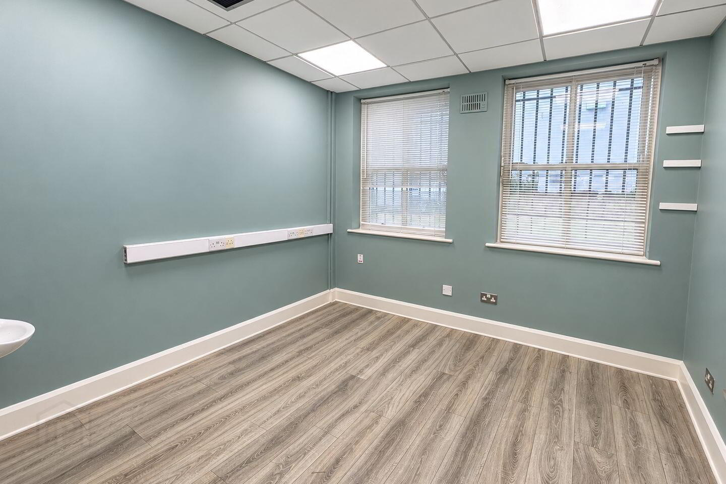 Unit 2, 86 Clanbrassil Street 4 of 5