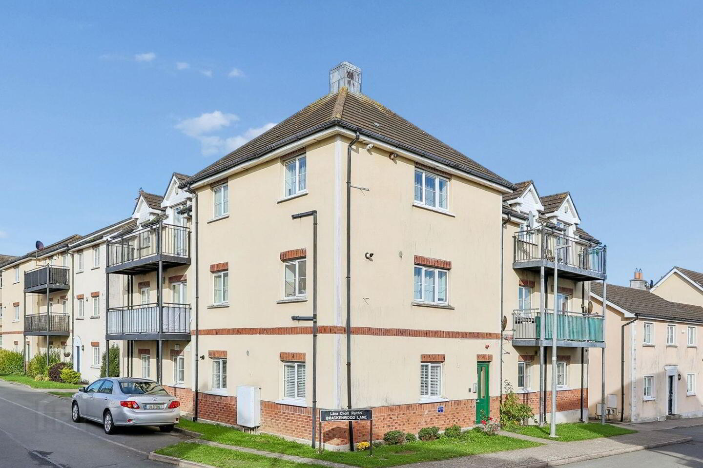 6 Brackenwood Lane 1 of 25