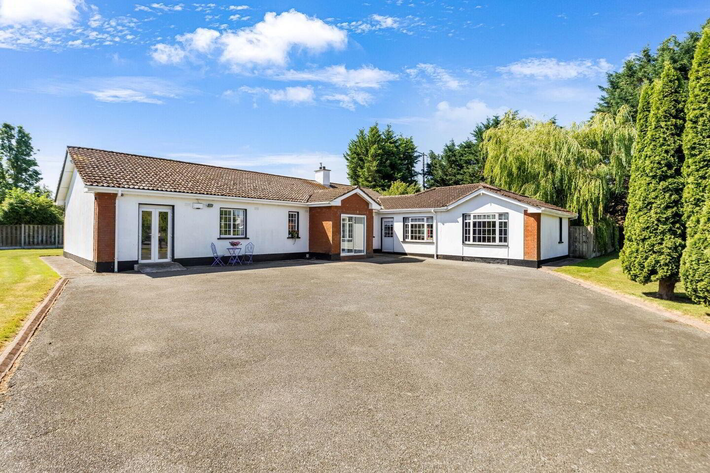 7 Belgree Court 2 of 42