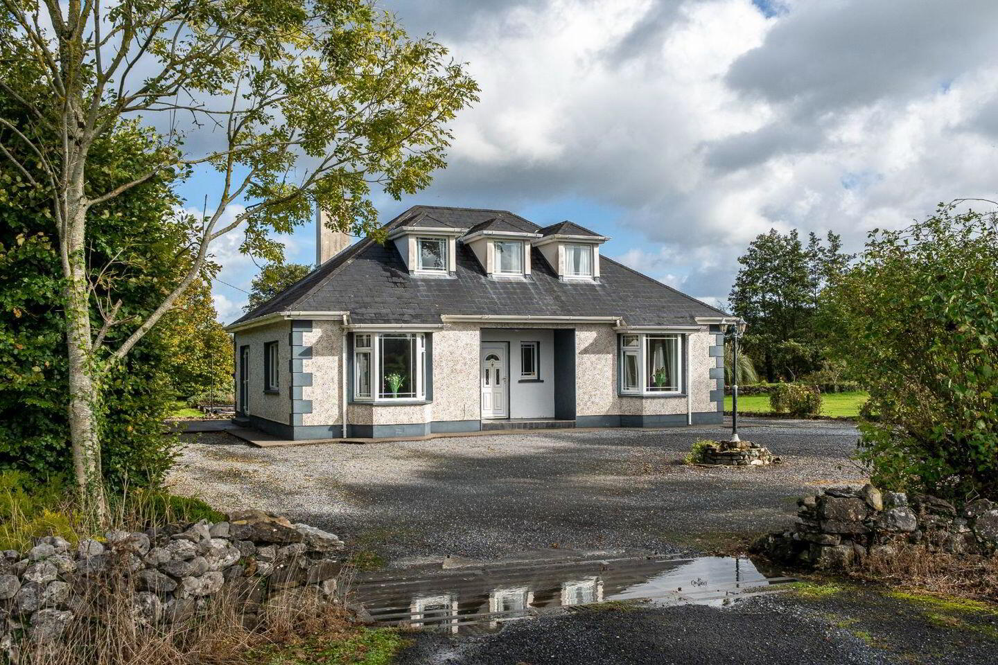 The Avenue, Ballyclare 1 of 54