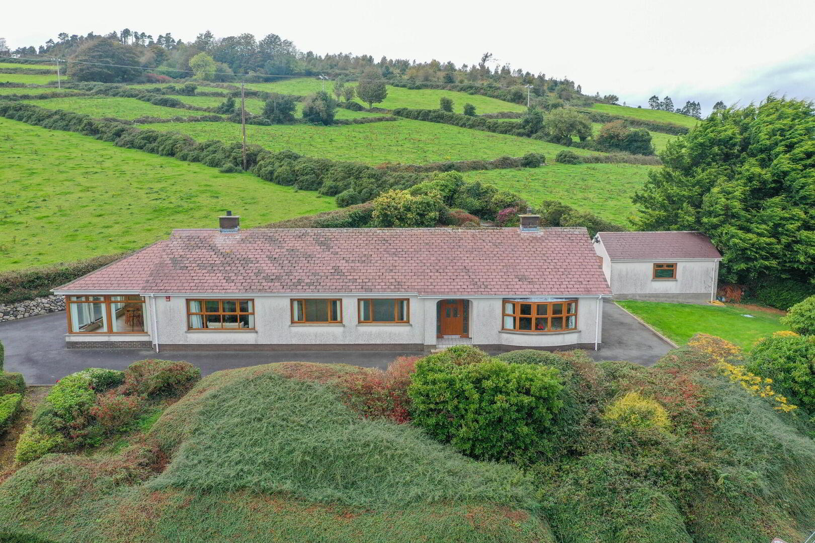 29 Dundrinne Road 1 of 44