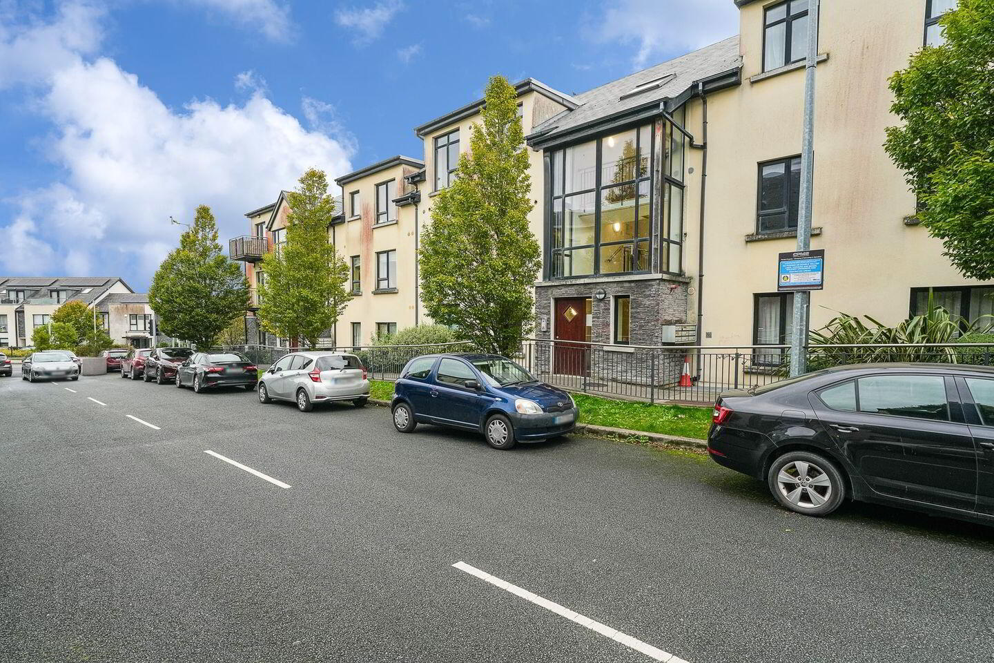 88 Slade Castle Avenue 1 of 14