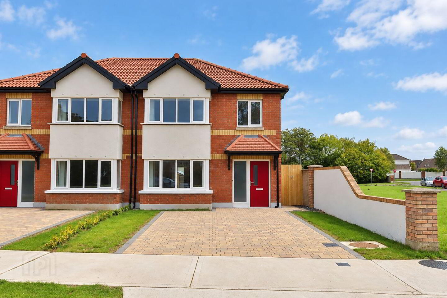 29 Poynton Place 1 of 14