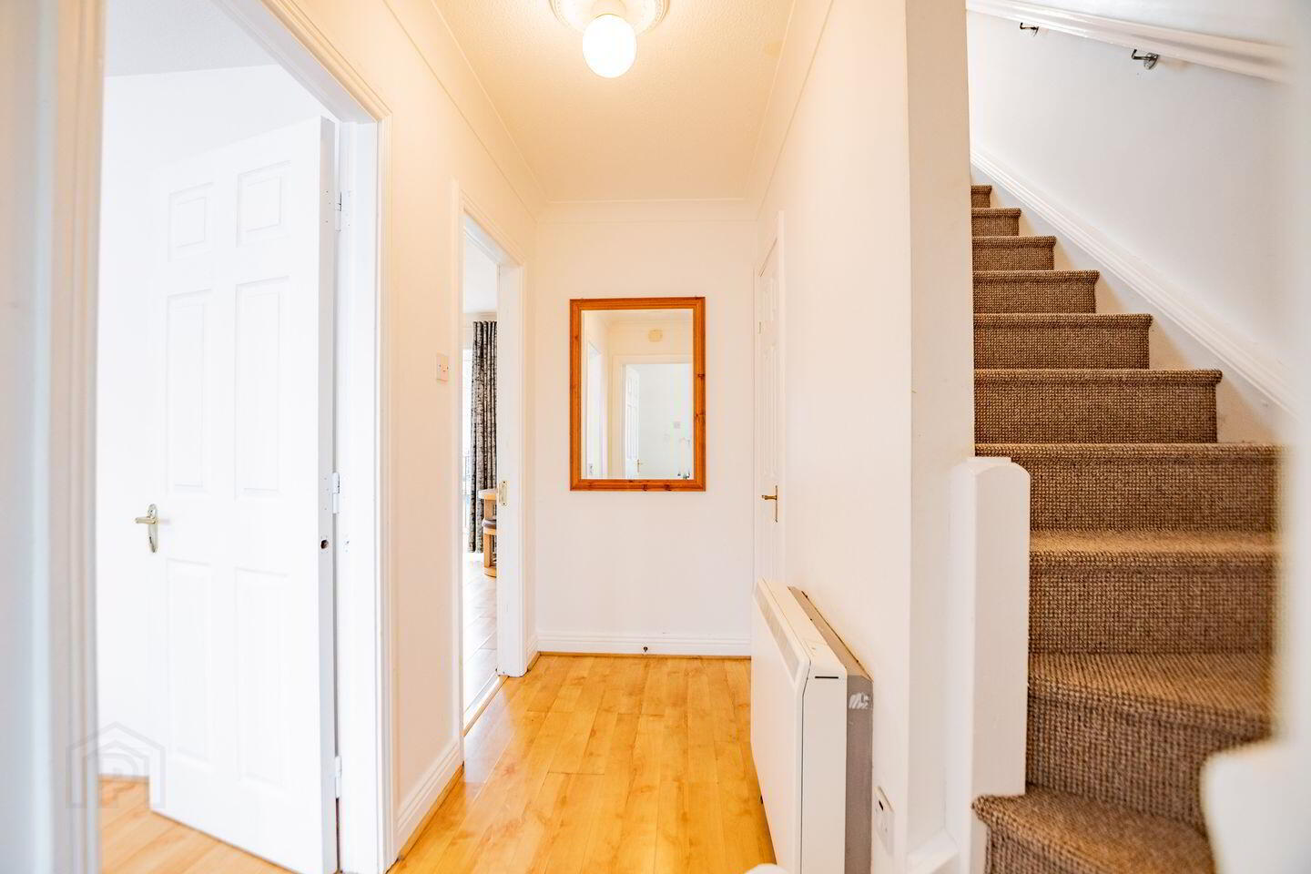 32 Ushnagh Court 2 of 27