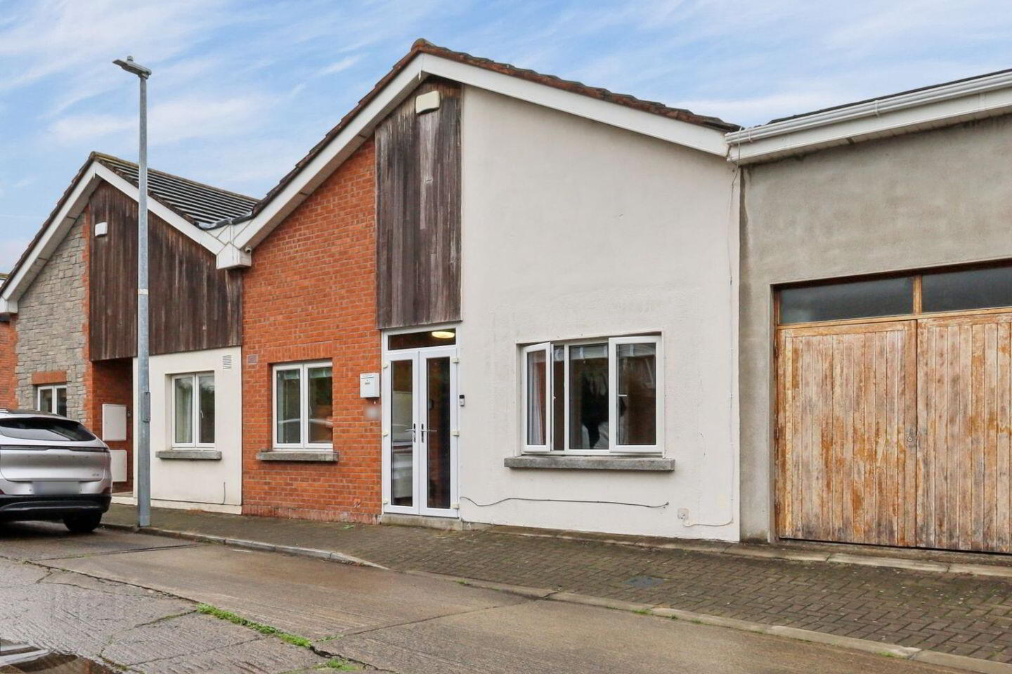 4 Abbeyfield Lawns 2 of 34