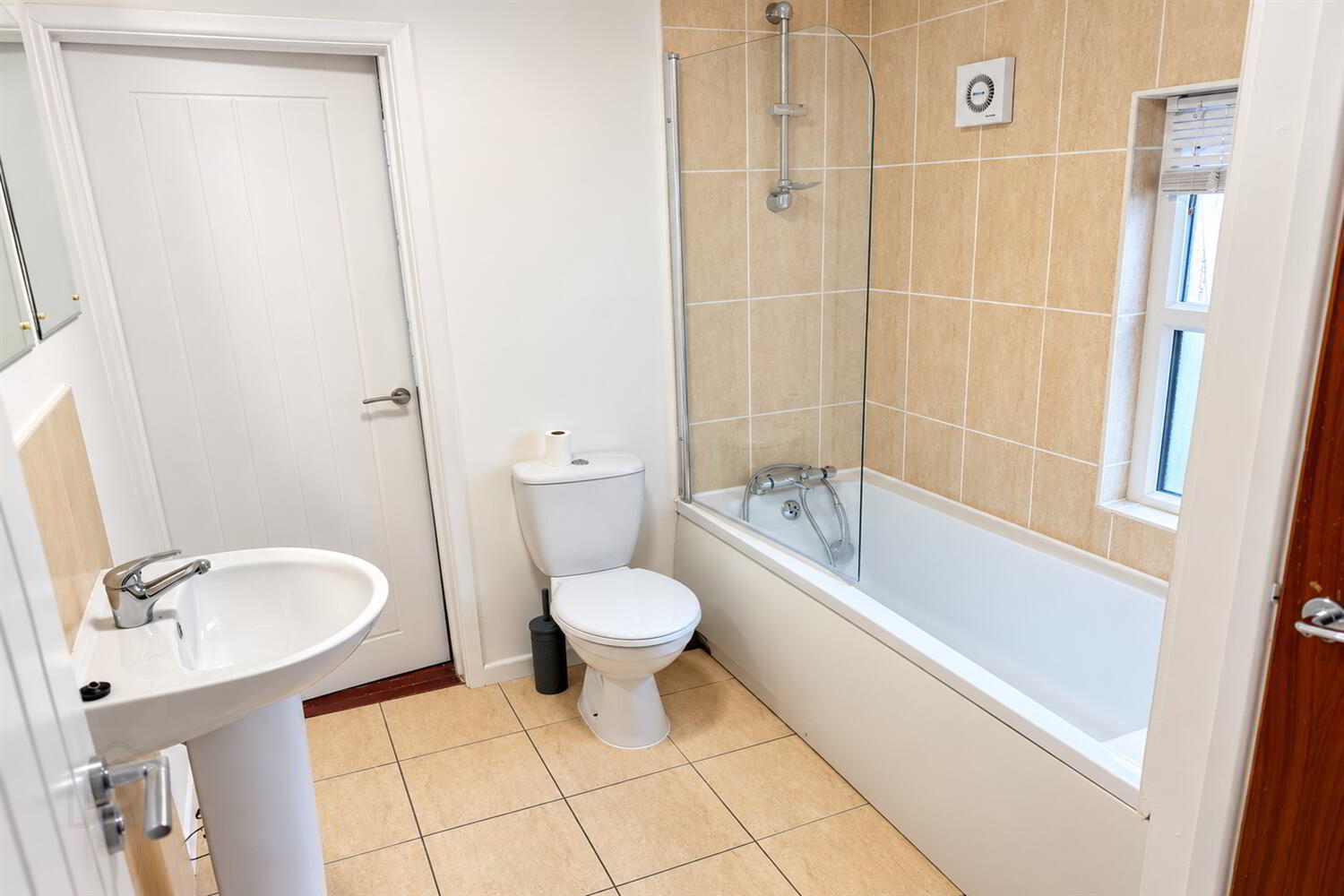55 Lisburn Avenue 8 of 8