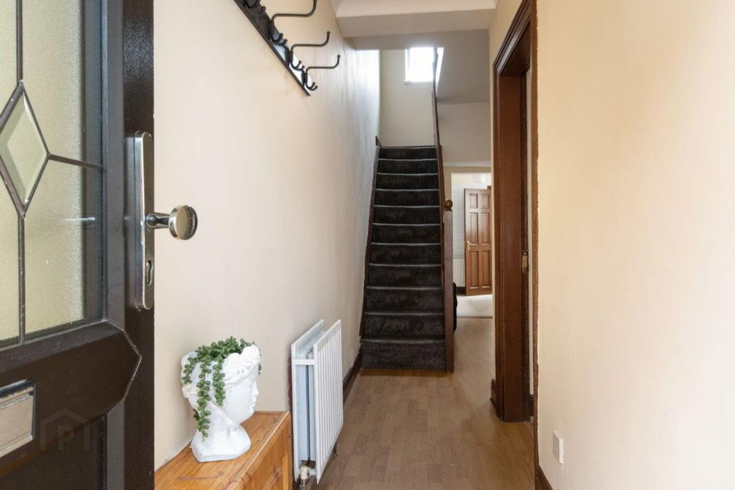 9 Millbourne Avenue 2 of 11