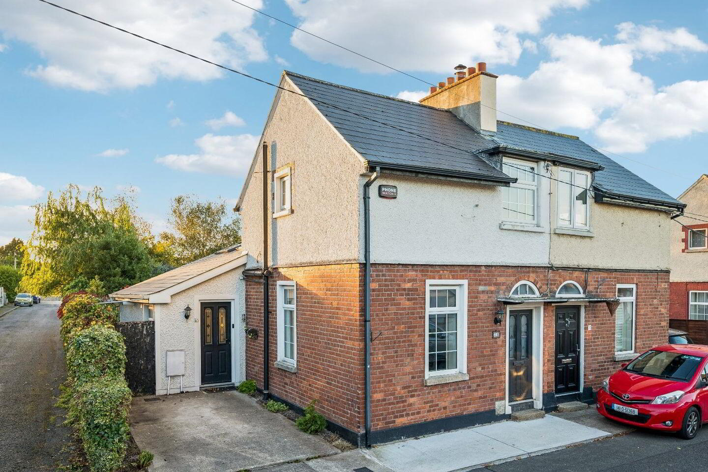 38 Saint Patrick's Cottages 1 of 20