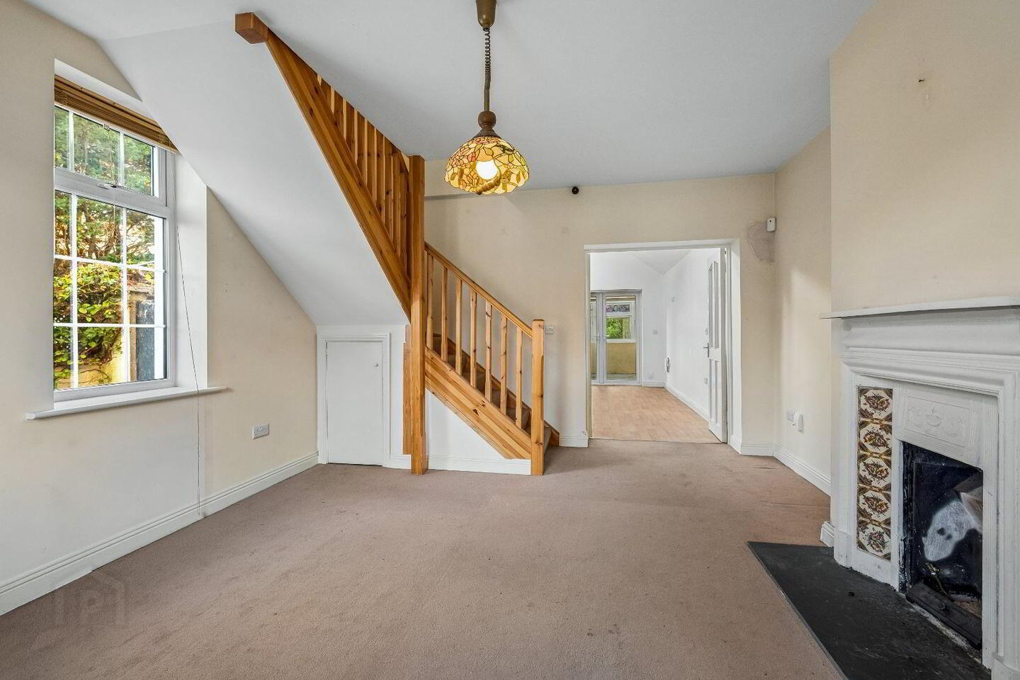 38 Saint Patrick's Cottages 3 of 20