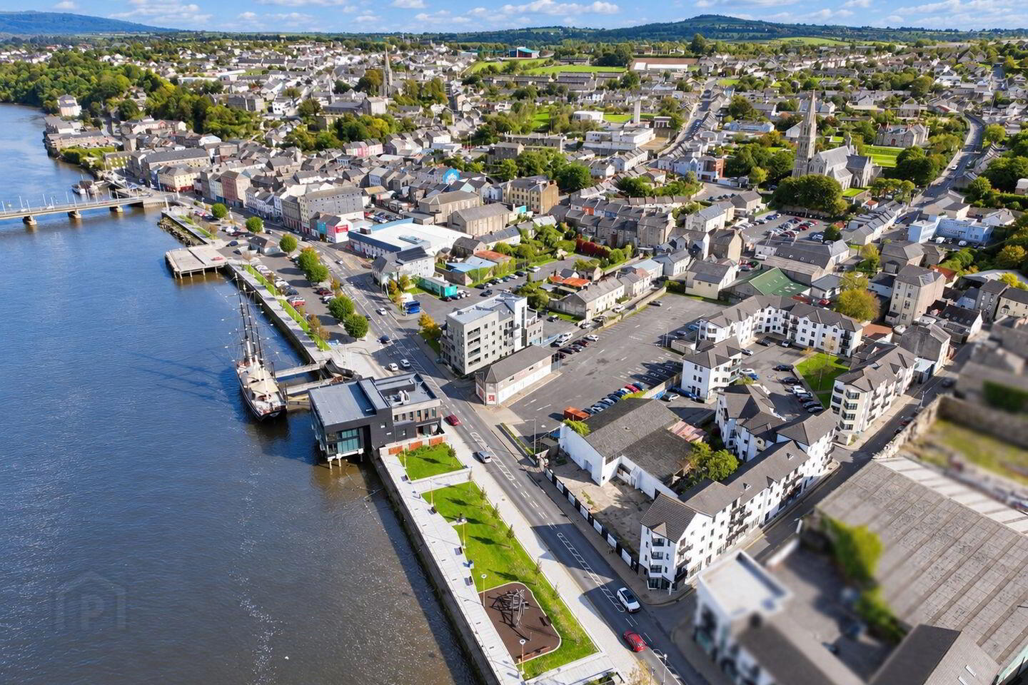 Priory Quay 1 of 19