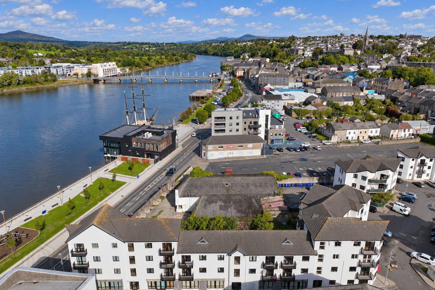 Priory Quay 2 of 19
