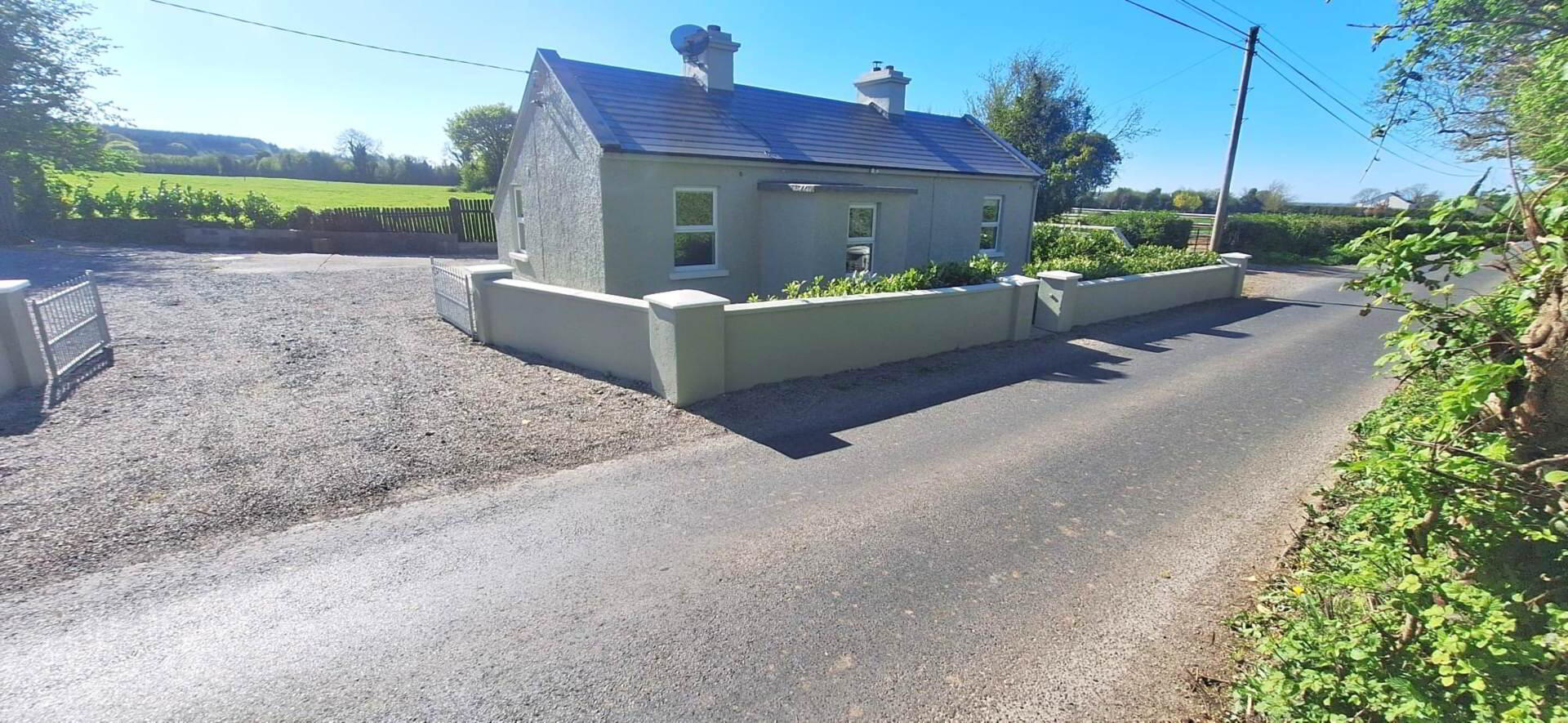 Nutgrove Cottage 1 of 14