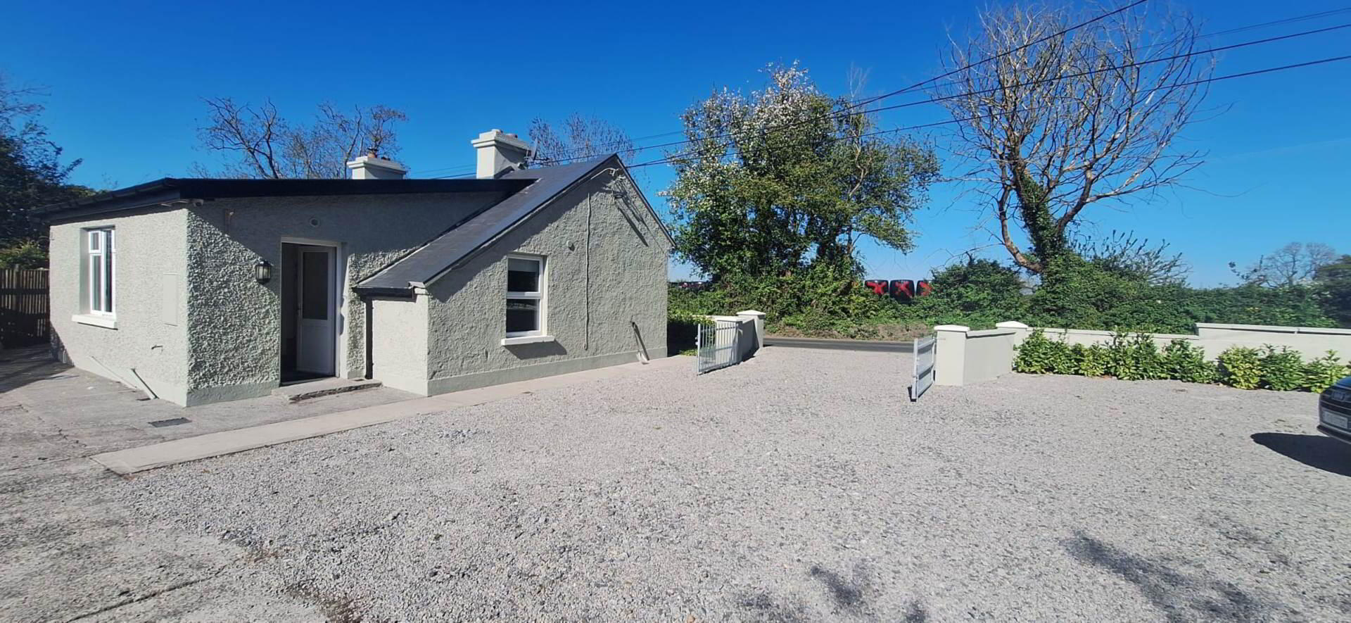 Nutgrove Cottage 2 of 14