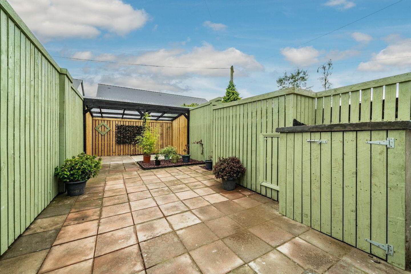 16 Magee Terrace 2 of 43