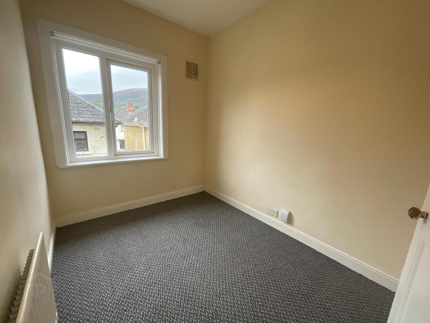 88 Rutherglen Street 12 of 13