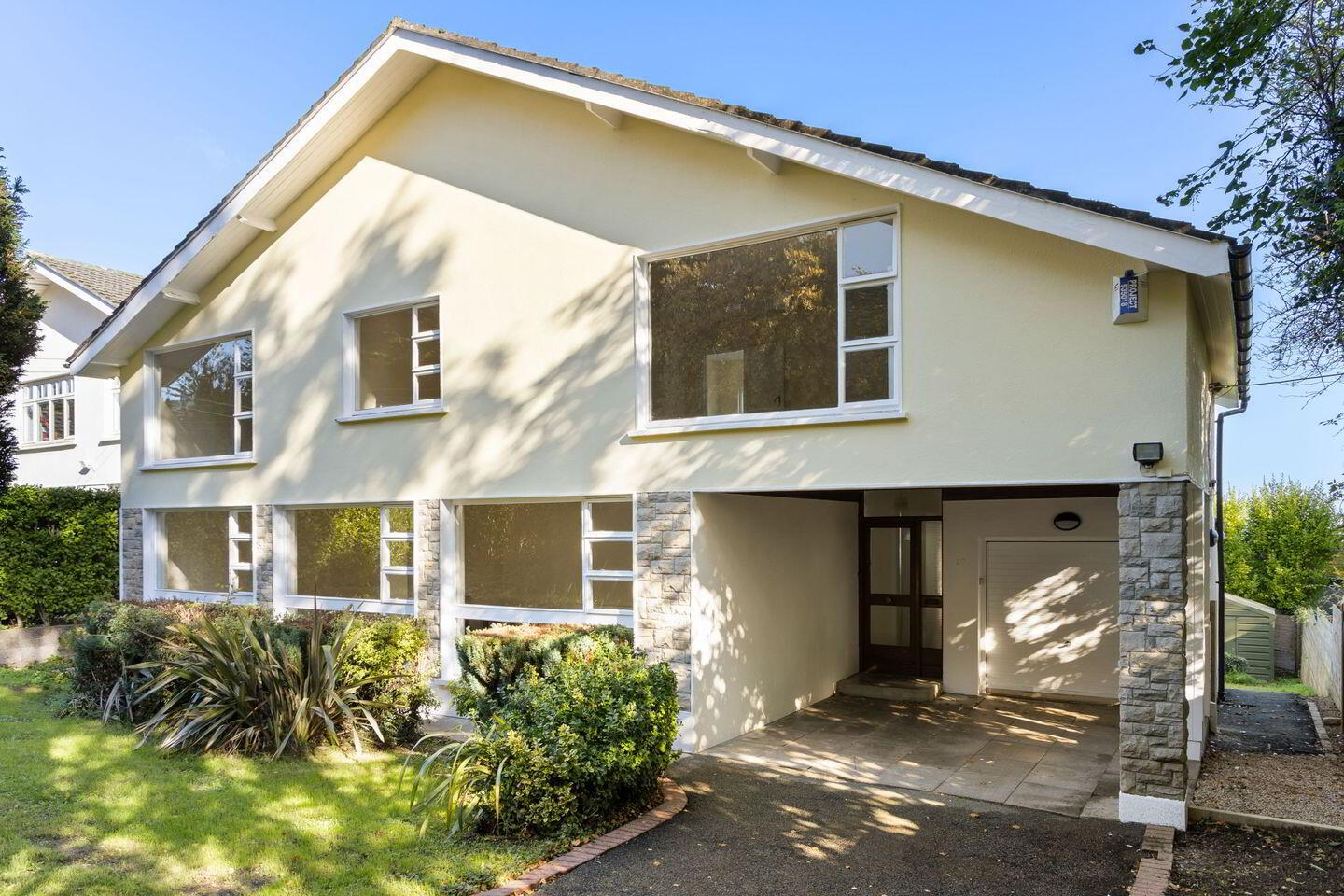 30 Granville Road 1 of 17