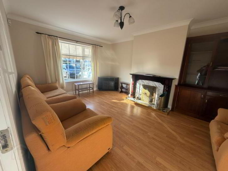 15 Whitehills 2 of 14
