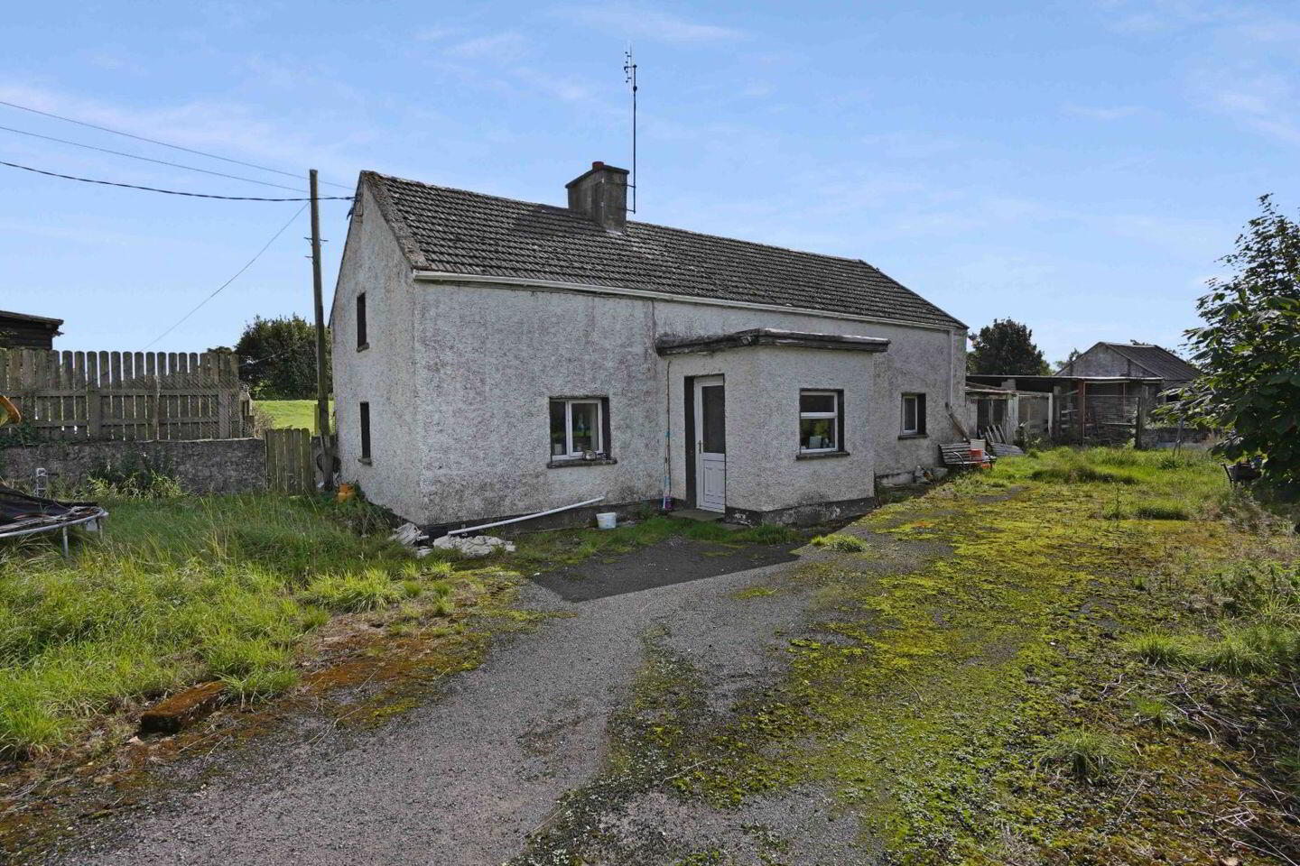 Ballinee 2 of 20