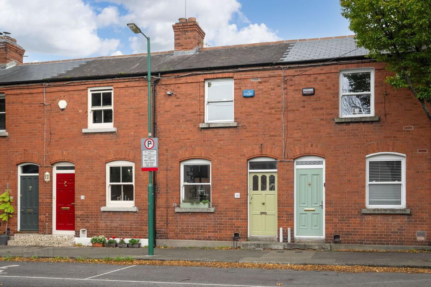 14 Kingsland Parade 2 of 19