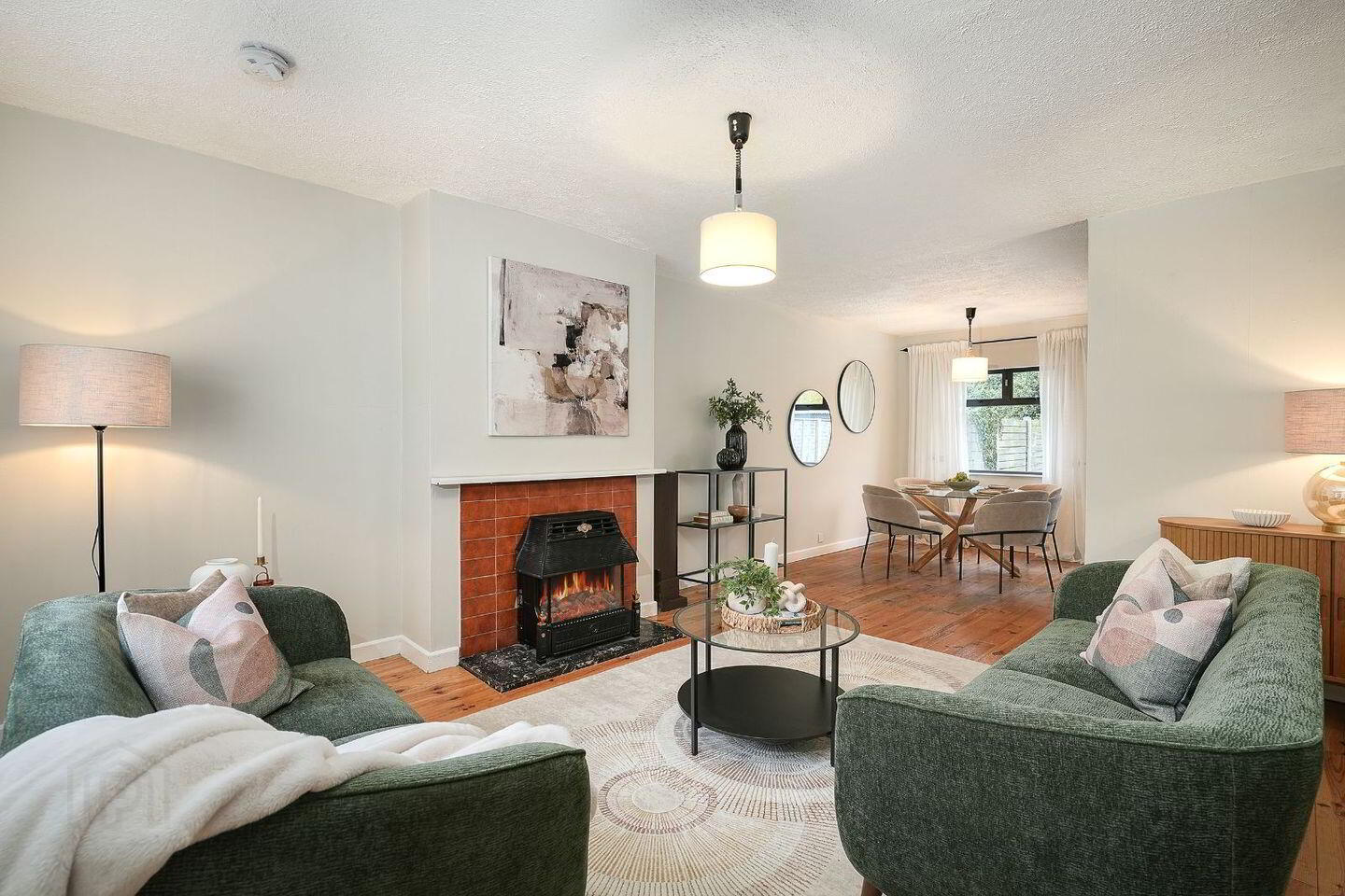 17 Yellow Meadows Vale 2 of 32