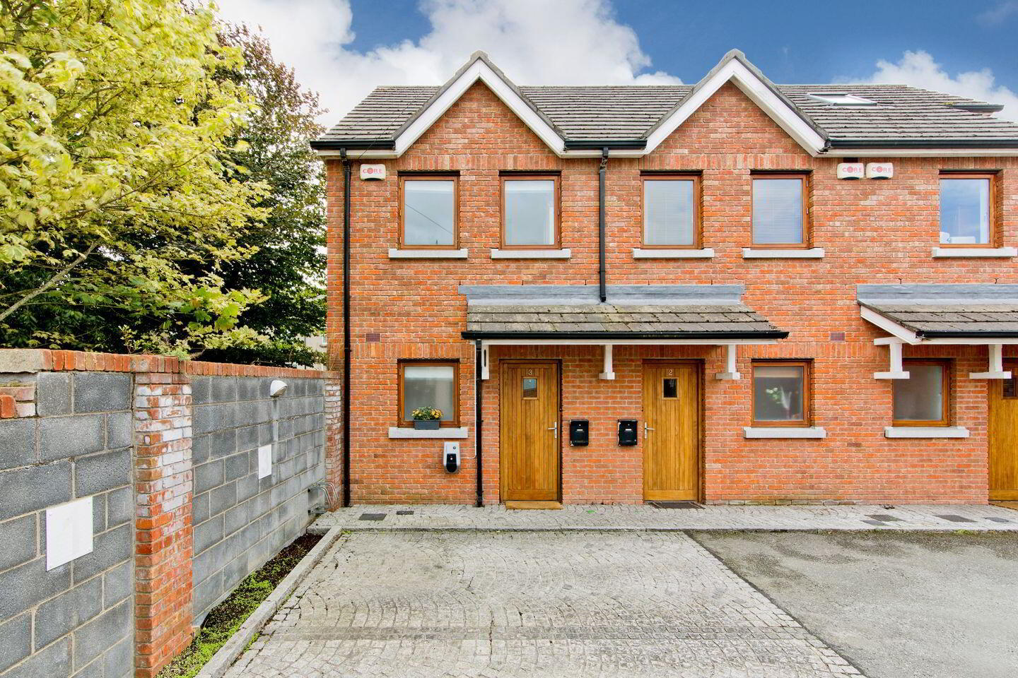 3 Woodfield Mews 1 of 15