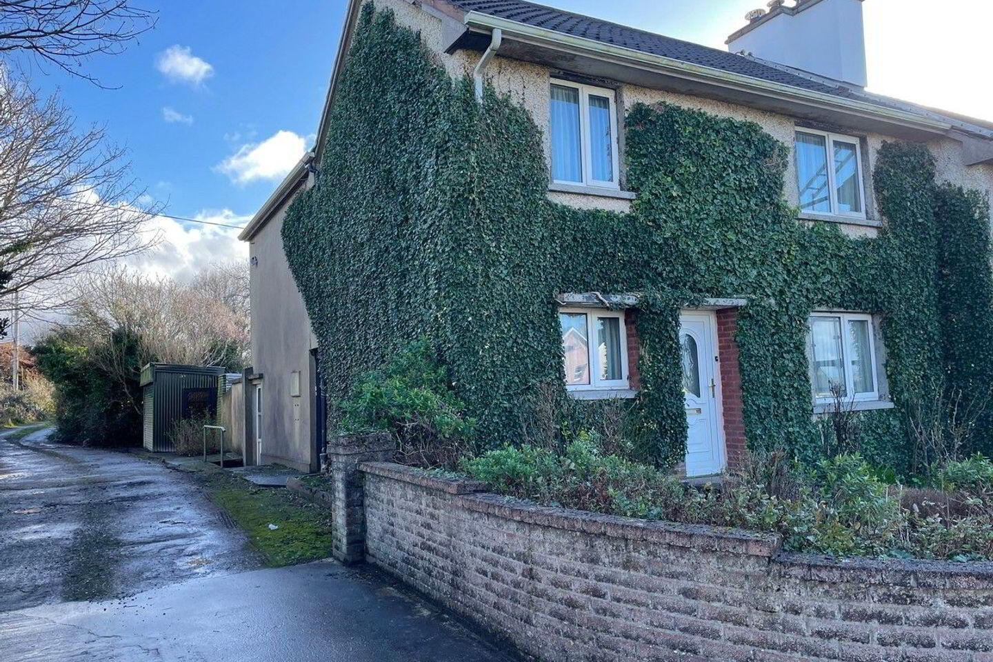 1 Saint Finian's Terrace 1 of 30