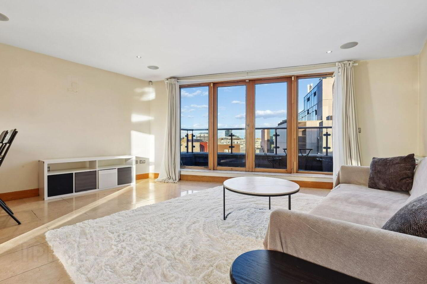 Penthouse, 45 Chancery Court 1 of 20