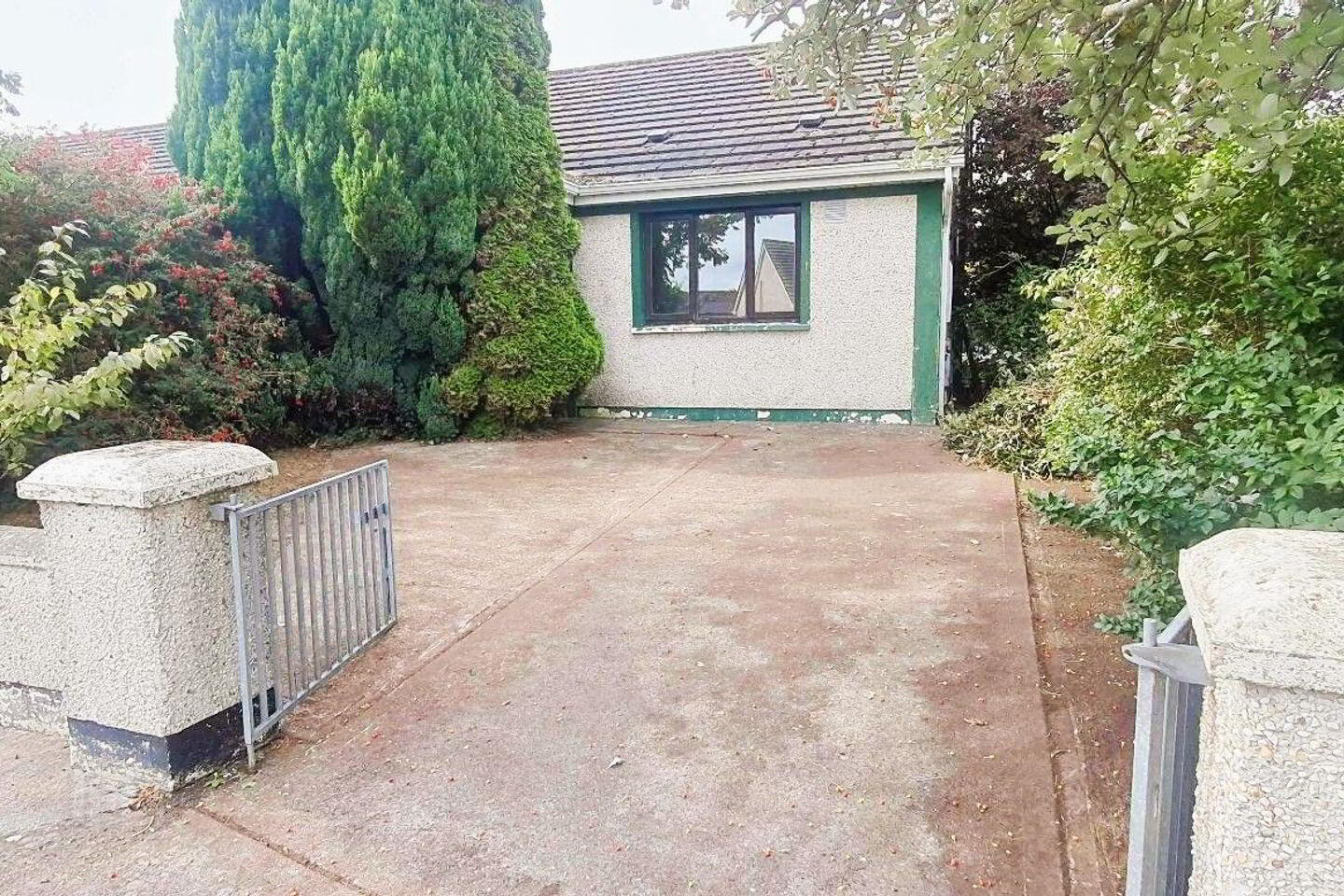 21 Ballymakealy Grove 3 of 13