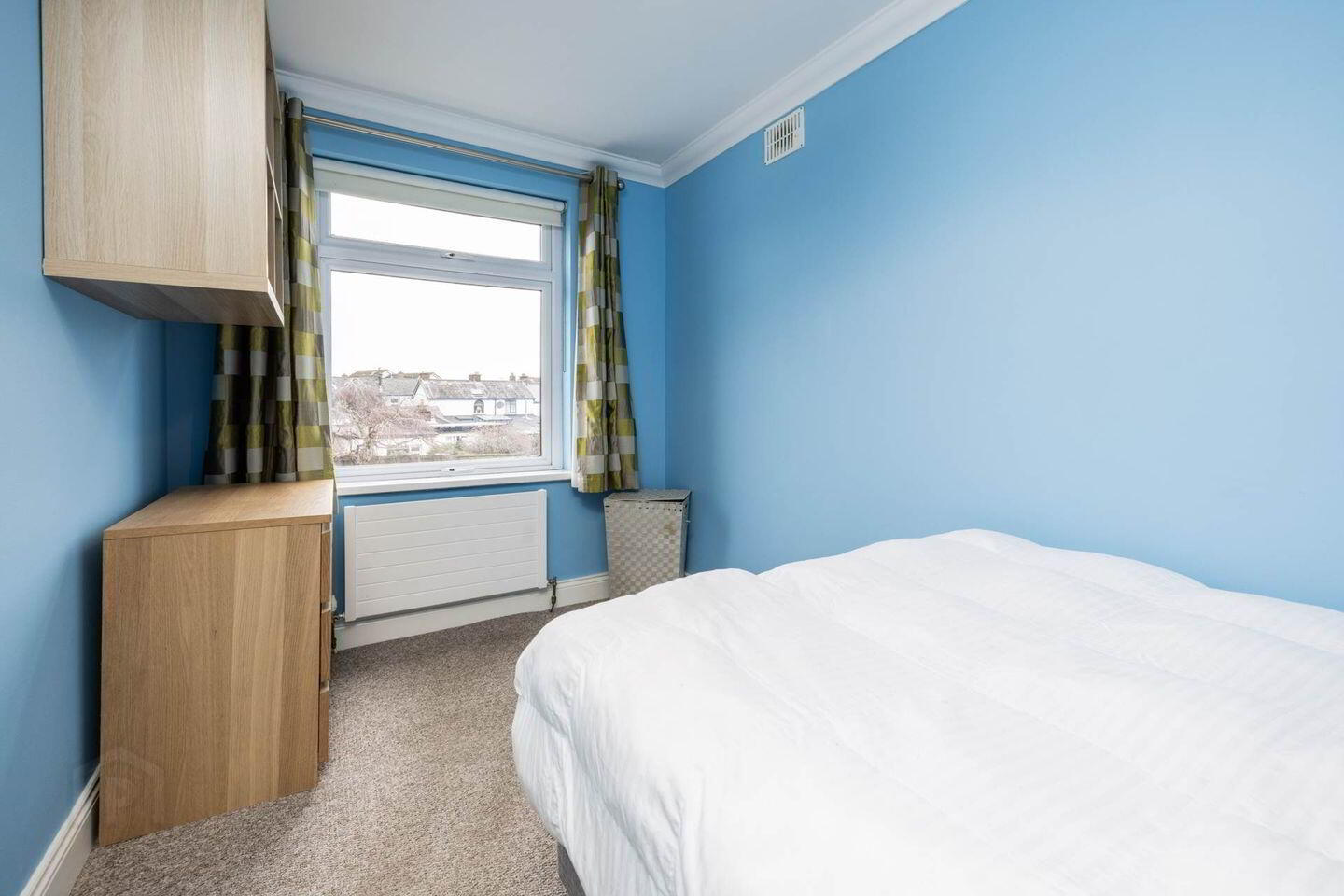 Apt 3, Newpark Centre 12 of 13