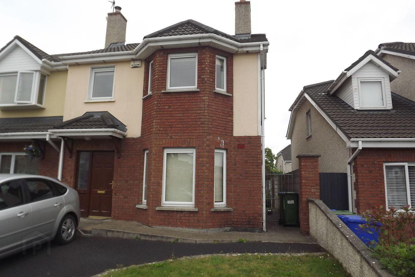 12 Inis Mã³, R Father Russell Road 1 of 12