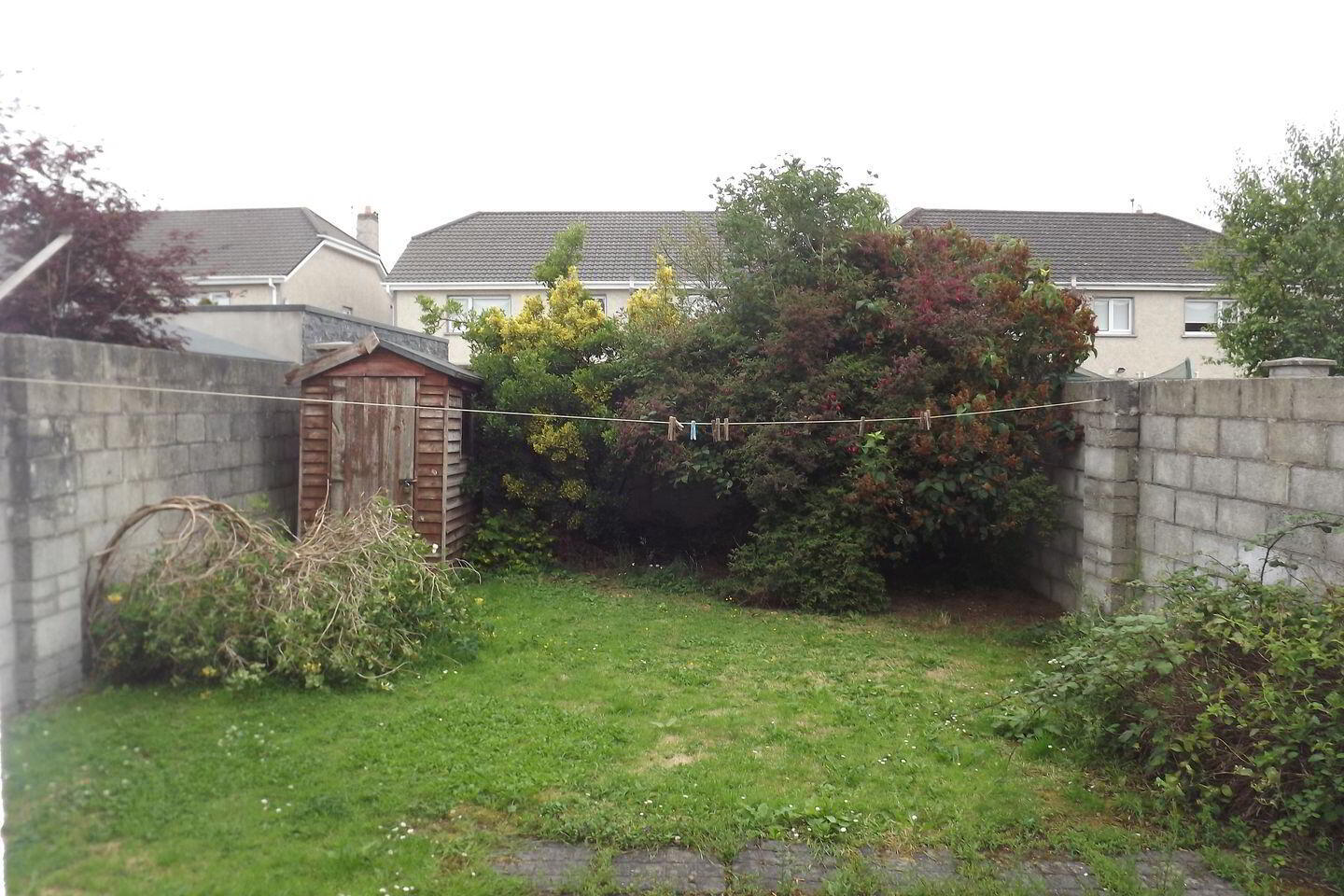 12 Inis Mã³, R Father Russell Road 11 of 12