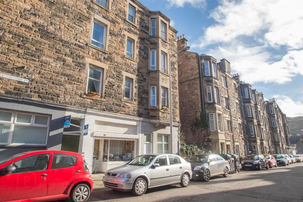 20 Cambusnethan Street 1 of 9