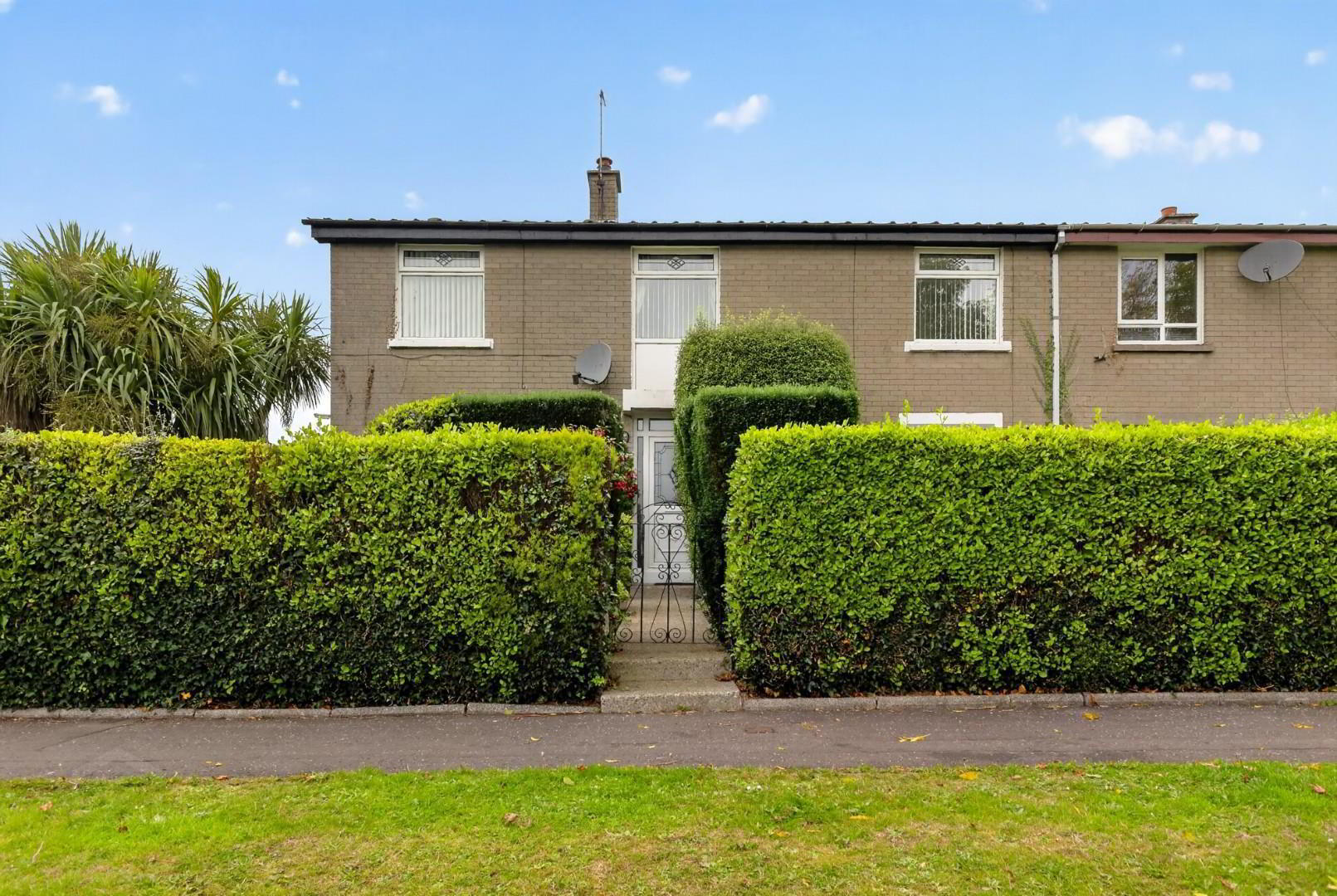 44 Carrickmannin Gardens 27 of 28