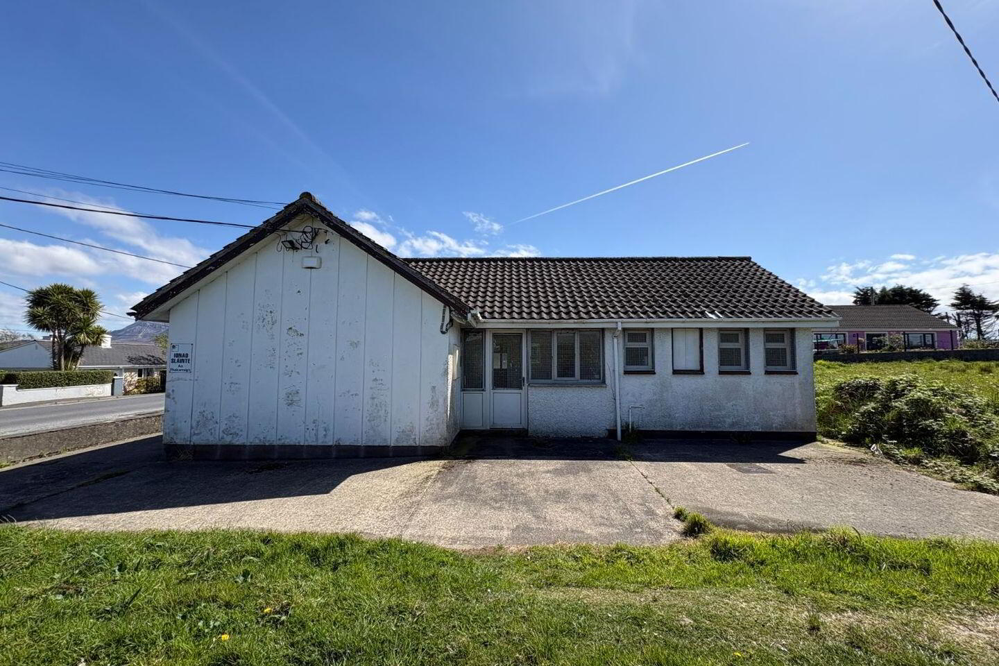 Former HSE Building 13 of 14