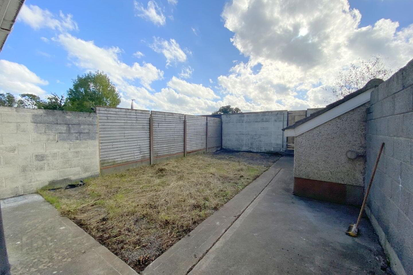 3 Derravaragh Court 16 of 16