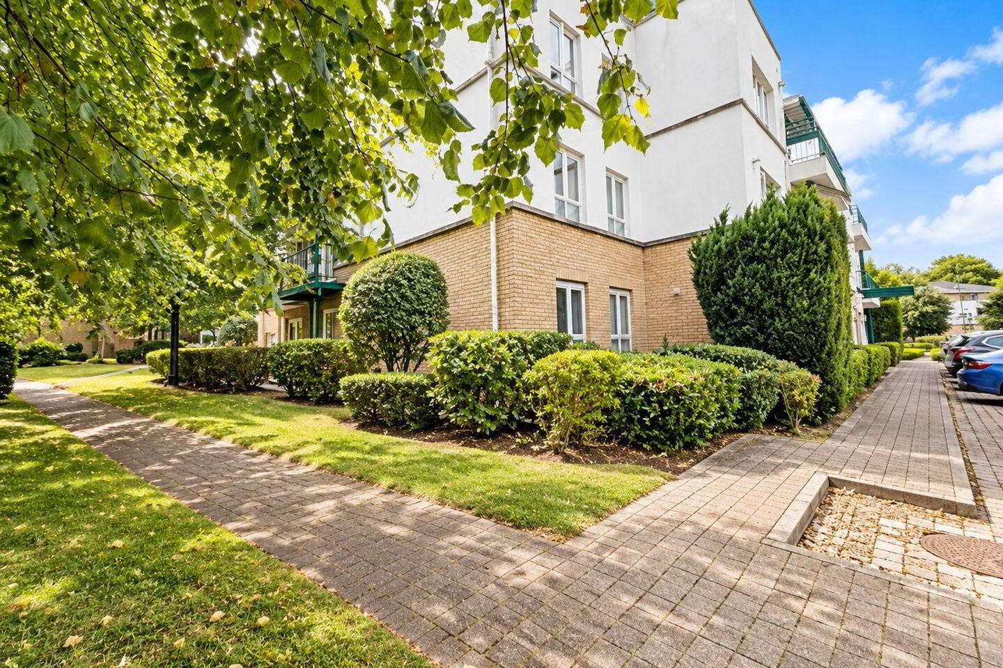 Seamount Apartments 11 of 12